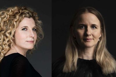 Forfatter Dy Plambeck og komponist og højskolelærer Marianne Søgaard har før samarbejdet om sange og er lige nu i gang med et album. Nu har de også skrevet Danmarks nye grundlovssang.