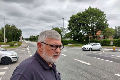Karsten Sørensen er formand for Vorgod-Barde Borgerforening, og lige nu er han og det udvalg, der er valgt til at kigge på fjernvarme til Vorgod-Barde fuld af optimisme omkring projektet, som de dog godt ved, har mange forhindringer inden det kan realiseres. FOTO: JENS KRISTIAN LYNDERUP
