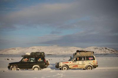 Fra bidende kulde til brændende lavavarme på Island. Nu kommer globetrotterne til Videbæk og fortæller om deres tur med søn og svigerdatter, samt barnebarnet Frida til Island. Foto: PR-foto