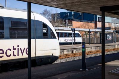 Transportminister Thomas Danielsen (V) har mistet tilliden til, at GoCollective kan få styr på driften.