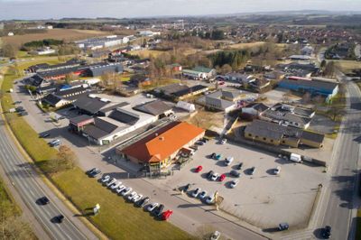 Ifølge tidligere byrådsmedlem for Venstre Anders Laugesen spillede det en rolle for placeringen af den kommende Rema-butik i Ry Øst, hvor meget henholdsvis Rema og Tryg ville bruge på at etablere nye veje i området.Foto: Jakob Stigsen Andersen