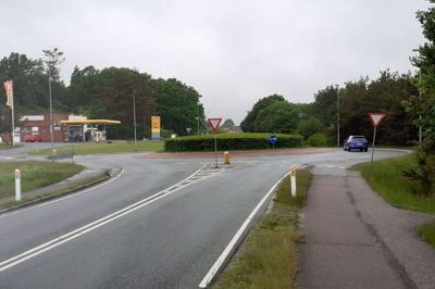 Rundkørslen for enden af Brunhøjvej bliver i 2023 til et lyskryds med fire ben.