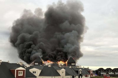 Den 23. oktober sidste år forsvandt Hotel Klitten i Ringkøbing op i flammer. Nu bliver stedet op igen, fortæller Jørgen Wedel fra Ry, der er formand for ejerforeningen.