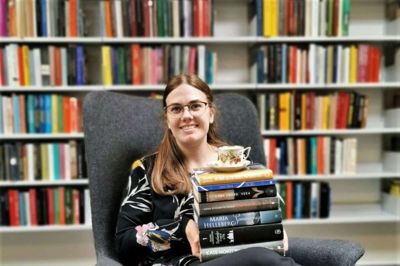 Ry Bibliotek vil gerne give folk mulighed for at lave deres eget julekort fra bunden.