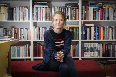 Kathrine Assels seneste bog, »En tangloppeeksperts store tanker om små skabninger«, har fået fremragende anmeldelser og kaldes blandt andet et mirakel af en bog. Foto: Martin Ballund