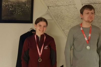 Jessica Vejby Fredgaard og Mark Bødstrup Rasmussen tog medaljer med hjem fra DM i skydning. Foto: Ry-Emborg Skytteforening