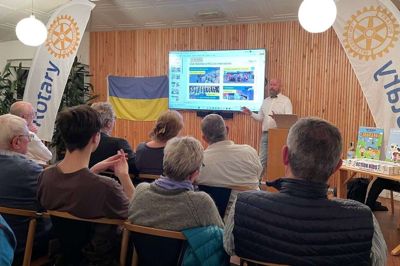 Erhvervsmanden Peter Mejer-Rasmussen var af Ry Rotary inviteret til Ry for at fortælle om indsatsen med at hjælpe det krigsramte Ukraine.