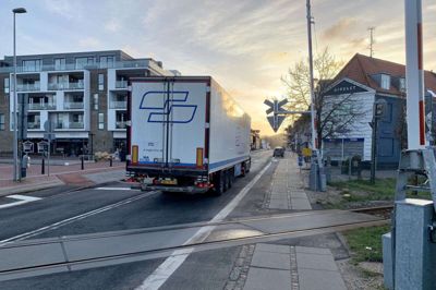 En læser sidder med opfattelsen af, at der er kommet markant flere biler i Ry de seneste år. Tal fra Skanderborg Kommunes trafiktællinger bekræfter dog ikke formodningen.