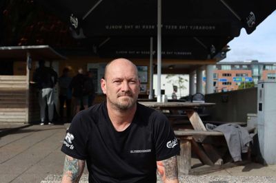 Efter i 14 år at have drevet Slusekiosken i Silkeborg skal Søren Hansen nu drive Ugleboden på Himmelbjerget - og åbner på lørdag. Foto: Peter Bruvik-Hansen