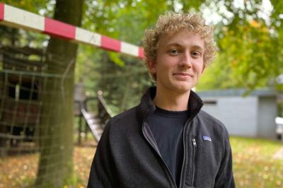 Noah Tabermann er blevet indstillet til DIF's pris »Årets Holdkammerat«. Noget, han blev både glad og overrasket over, og som han konstaterer »kommer til at koste ham 15 kroner i medie-bøde til klubkassen«.