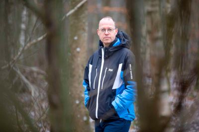 Brian Bødker fyldte 50 i september, og den bedste gave gav han sig selv. Han går på pension fra nytår, og fremover vil han kun fokusere på det, han kan lave. Ikke mere det han skal lave.