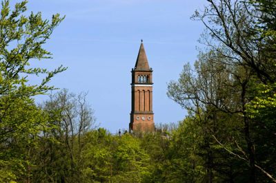 I 150 år har Himmelbjergtårnet tronet i ved Julsø. Det skal fejres gennem hele 2025.