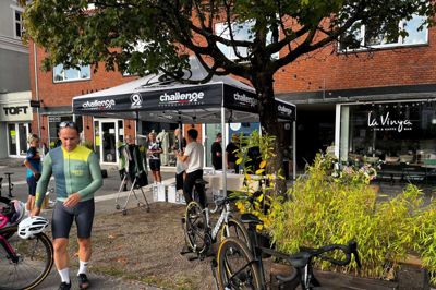 Ry Race & Gravel er et cykelfællesskab, der hverken kræver medlemskab eller kontingentbetaling. Ideen er at skabe et stærkt cykelmiljø med Ry som base.