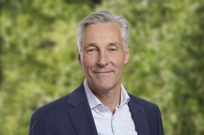 I 2019 stiftede Carsten With Thygesen virksomheden Cresco Capital Services, der har til huse på Vejlsøhus. Lørdag fylder han 60 år. Foto: Keld B. Lund