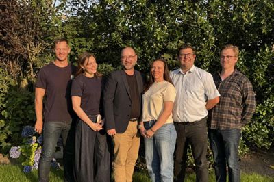 Liberal Alliance i Ringkøbing-Skjern Kommune stiller med seks kandidater til kommunalvalget. Det er tre gange så mange som ved valget i 2021. Det er fra venstre Jacob Sjørslev-Østergaard, Nicoline Kristoffersen, Arne Andersen, Lillian Green Jørgensen, Søren Møller Christensen og Lasse Jepsen.
