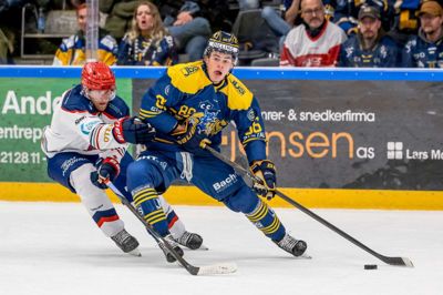 Hjalte Thomsen har løftet sit niveau yderligere i denne sæson, hvor herningenseren oftest har spillet i andenkæden med Patrick Bjorkstrand og Josh Prokop.
