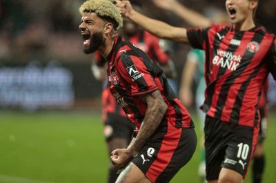 Philip Billing skriger sin glæde ud. Det var hans første scoring i sin tredje kamp i FCM-trøjen efter skiftet fra Bournemouth i den engelske Premier League. Og den var vigtig.