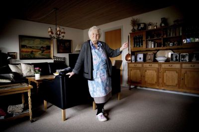 Tove Sørensen er ked af det og utryg i forhold til det, der nu skal ske efter Schultz Pleje og Hjemmeservice. Foto: Jacob Stigsen andersen