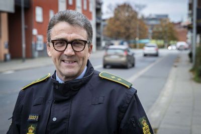 Niels Gøttler har brug for et overblik over situationen på Kjellerup Bibliotek.