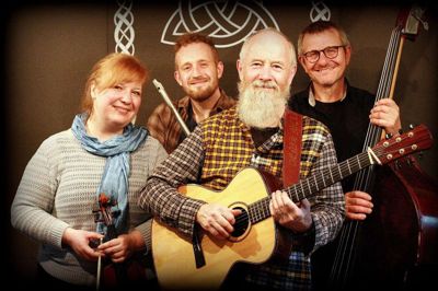 Koncerten bliver med Denis McLaughlin Irish Folk Band