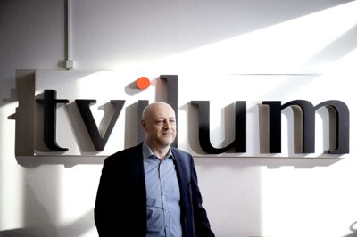 Tvilum-direktør Torben Porsholdt håber, at en del af de afskedigede får job i Fårvang. Foto: Jakob Stigsen Andersen.