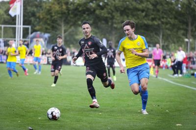 Kjellerup IFs pokalkamp mod FC Midtjylland gav et godt overskud. Det var et af de få positive elementer i regnskabet for 2021. Foto: Martin Ballund