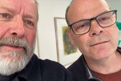 Niels og Rasmus er tilbage i podcast-studiet på redaktionen i Søndergade.