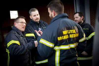 Kammeratskabet er det vigtigste, hvis en brandstation skal fungere godt. Og kammeratskab - det er der på stationen i Kjellerup.