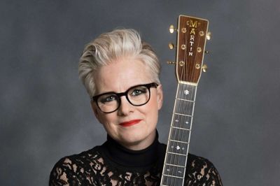 Jette Torp synger i Ans.
