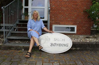 Britta Bønding er parat til at åbne sin salon i Kjellerup igen.