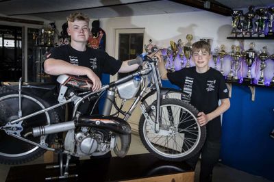 Jacob Bølcho og storebror Lucas er til sammen - sammen med far Martin - Team Bølcho, der i den grad er på vej mod nye mål efter EM-sejren forleden.