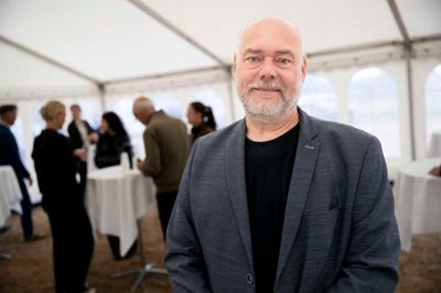 Lars Hansen, der er næstformand i plan- og vejudvalget, glæder sig over, at der gives penge lokalt via den grønne pulje.