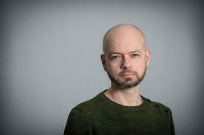 Formand for byrådets skoleudvalg, Jonas Sivertsen (S), mener, at det er en god idé a gøre noget ud af frivillighed i folkeskolen. Men det er op til den enkelte skole at beslutte det.