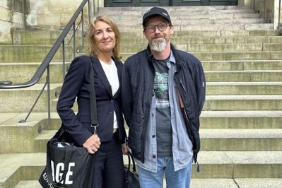 Billedet her er fra sidste uge, hvor den beskikkede forsvarsadvokat Mette Grith Stage og provokunstneren Ibi-Pippi Orup Hedegaard var i Højesteret for at argumentere for, at dommen ikke skal indeholde en fængselsstraf.