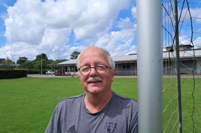 Tom Sørensen begyndte som dreng at spille fodbold i Ans. Det blev vejen ind i det lokale foreningsliv, hvor han har været aktiv i i cirka 50 år.