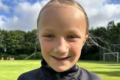Agnes Korsholm Christensen 10 år: - I stedet for at gå i helt normal skole kan man komme ud og lave det, man godt kan lide i stedet for at sidde på en stol. Jeg har lært at løbe hurtigere.