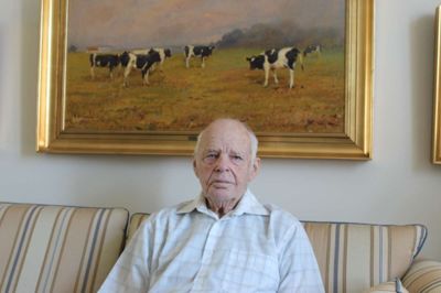 Frederik Katballe drev dametøjsforretning i Kjellerup i mange år.