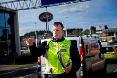 Politiet gennemførte kontroller tre steder på egnen. Billedet her fra en tidligere kontrol i Silkeborg.