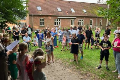 118 børn og voksne deltog i fødselsdagsfesten.