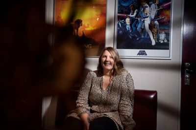 Pia Rask Rasmussen er bibliotekar og er tovholder på romanklubben.