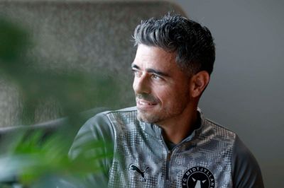 Rodrigo Prieto kom til Danmark for at arbejde hos Sunds Textiles, men endte hurtigt i FC Midtjylland, fordi hans fodbold-cv og sprogkundskaber skabte en unik mulighed.