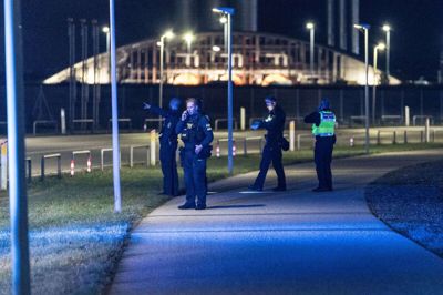 Politiet var mandag aften talstærkt tilstede i Københavns Lufthavn, efter at der var blevet registeret droner i luftrummet omkring lufthavnen. Også politiet registrerede efter ankomsten droner i luftrummet.
