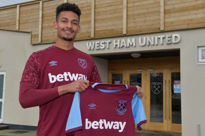 Frederik Alves får opbakning fra alle andre end englænderne i træningslejren i Skotland. Foto: West Ham