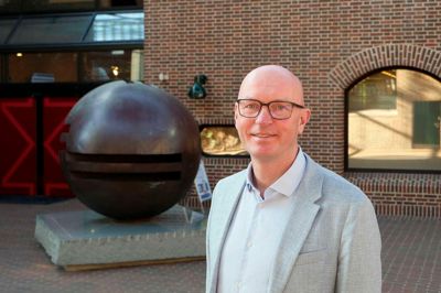 Rasmus Højlund er ansat som ny skolechef i Holstebro Kommune, efter han allerede gennem et par måneder har været konstitueret som sådan.