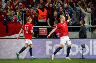 Norge kan spille sig et stort skridt nærmere VM med en sejr over Israel. Op til kampen vil der være en markering blandt mange af de ansatte i den kollektive trafik som støtte til Palæstina. (Arkivfoto).