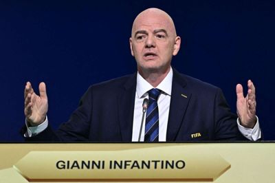 Det vigtigste budskab, som fodbold kan formidle lige nu, er om fred og sammenhold, siger Fifa-præsident Gianni Infantino. (Arkivfoto).