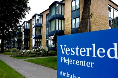 Missionærer fra frikirken Troens Ord hævede store beløb fra et dement ægtepars bankkonto, indtil en ansat advarede de pårørende, der fik det stoppet. Frikirkens pastor oplyser, at der nu er lavet en aftale om, at Troens Ord ikke har med ægteparrets pengesager at gøre mere.