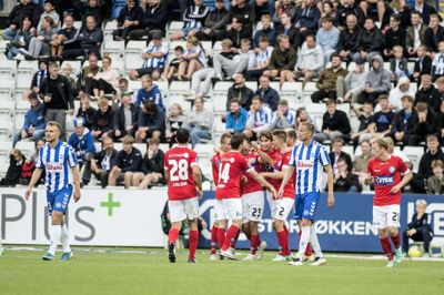 SIF-spillerne kunne glæde sig over endnu et point efter kampen mod OB. Foto: Tim Kildeborg Jensen/Ritzau Scanpix