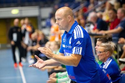 Jakob Andreasen - glad for spillernes stærke mentalitet i den store sejr hjemme over Ajax København. Foto: Jakob Stigsen Andersen