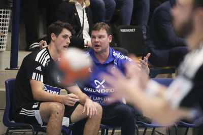 Patrick Westerholm har som cheftræner i TTH Holstebro haft mange drabelige opgør med de vestjyske arvefjender fra Skjern. Nu skal han for første gang møde Skjern som BSH-træner. Foto: Martin Ballund